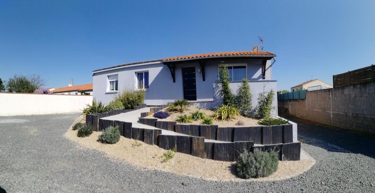 Maison Lumineuse Villa Les Herbiers Exterior photo